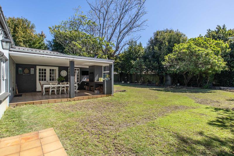 4 Bedroom Property for Sale in Constantia Western Cape